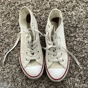 WHITE CONVERSE HIGH TOP